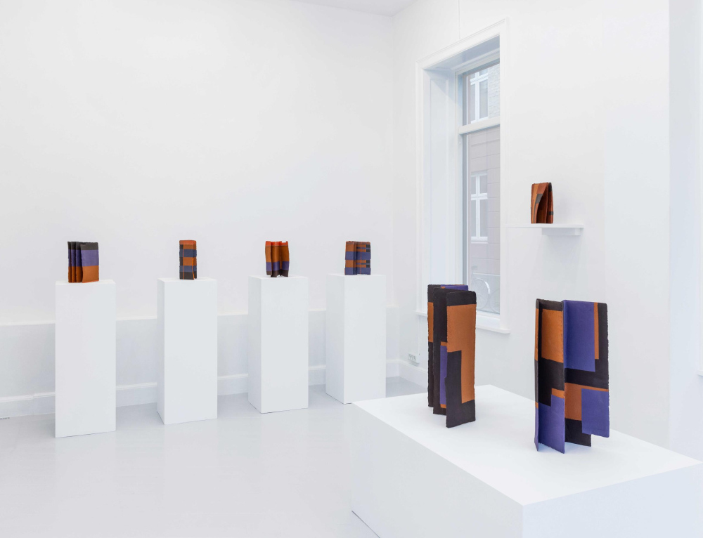 Foldede Konstruktioner af Astrid Slerie. Foto: Ole Akhøj.